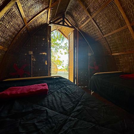 Rafikis Retreat Hostel Derm Tkov Village Екстериор снимка