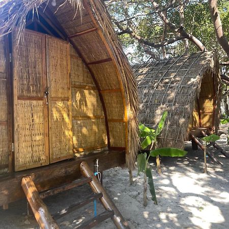 Rafikis Retreat Hostel Derm Tkov Village Екстериор снимка