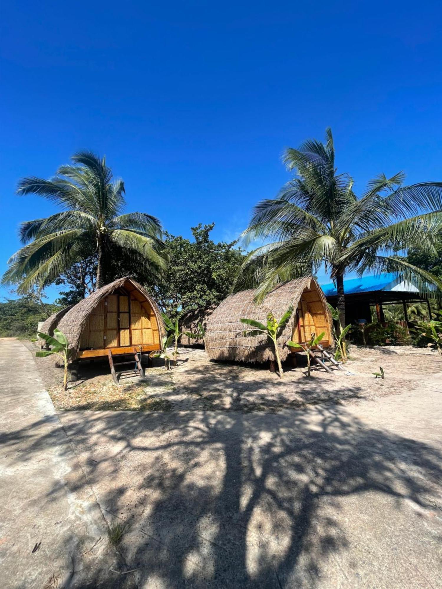 Rafikis Retreat Hostel Derm Tkov Village Екстериор снимка