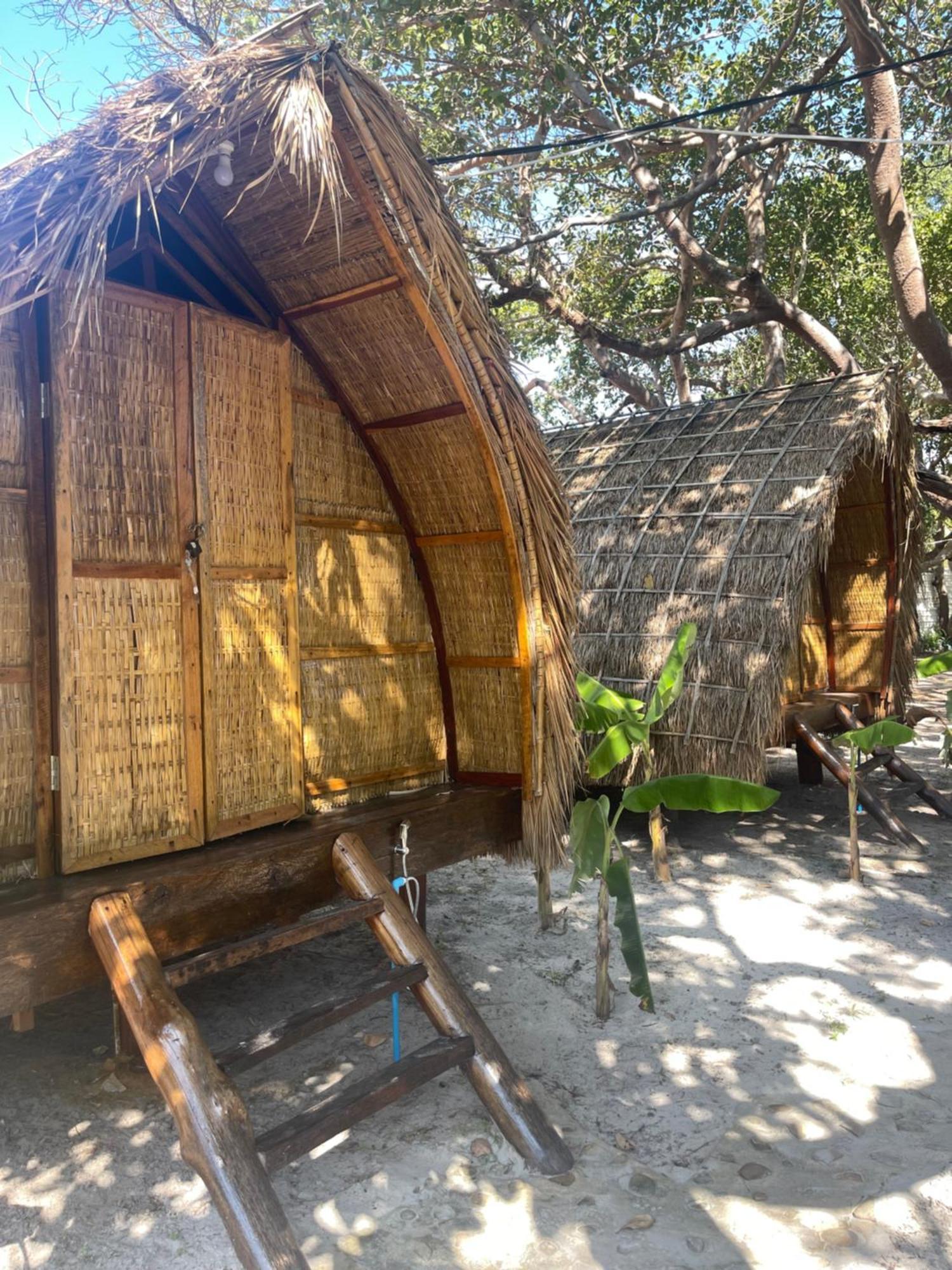 Rafikis Retreat Hostel Derm Tkov Village Екстериор снимка