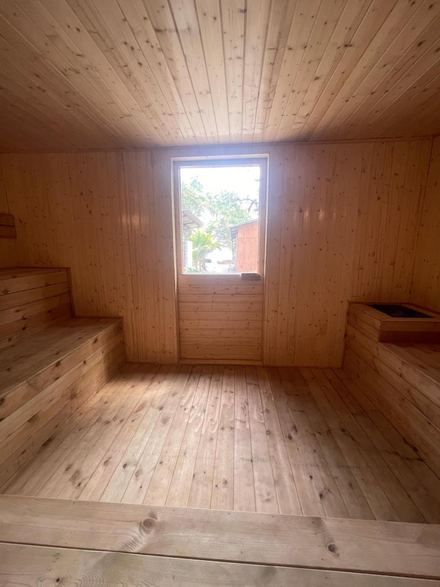 Rafikis Retreat Hostel Derm Tkov Village Екстериор снимка